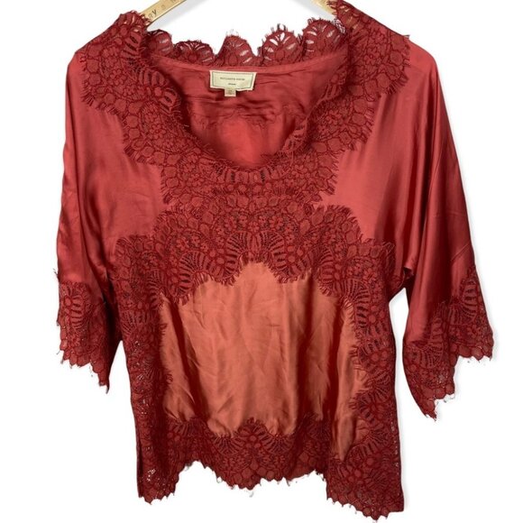 Anthropologie Moulinette Soeurs Satin Lace V-Neck Blouse Size XS Red Bohemian - Picture 3 of 11